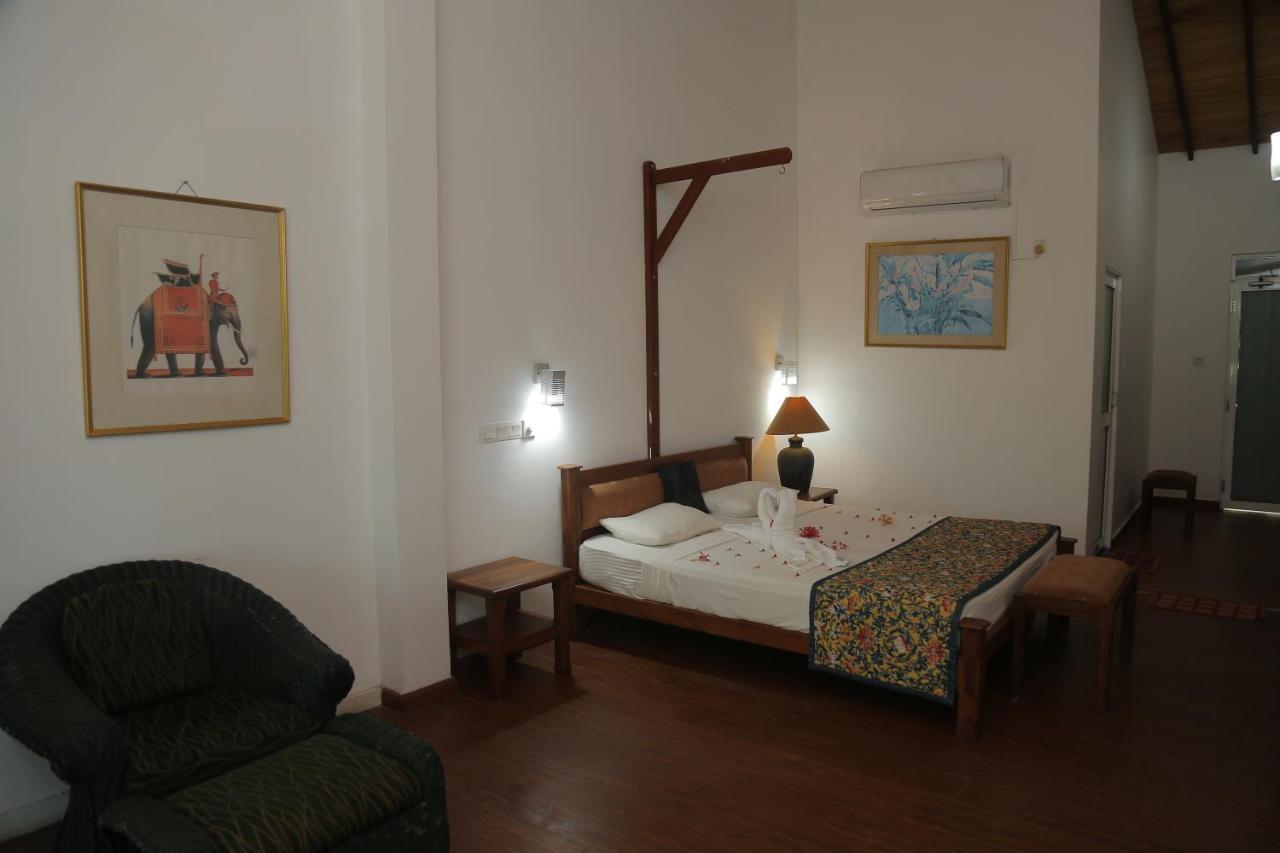 Laluna Ayurveda Resort Bentota Exterior foto